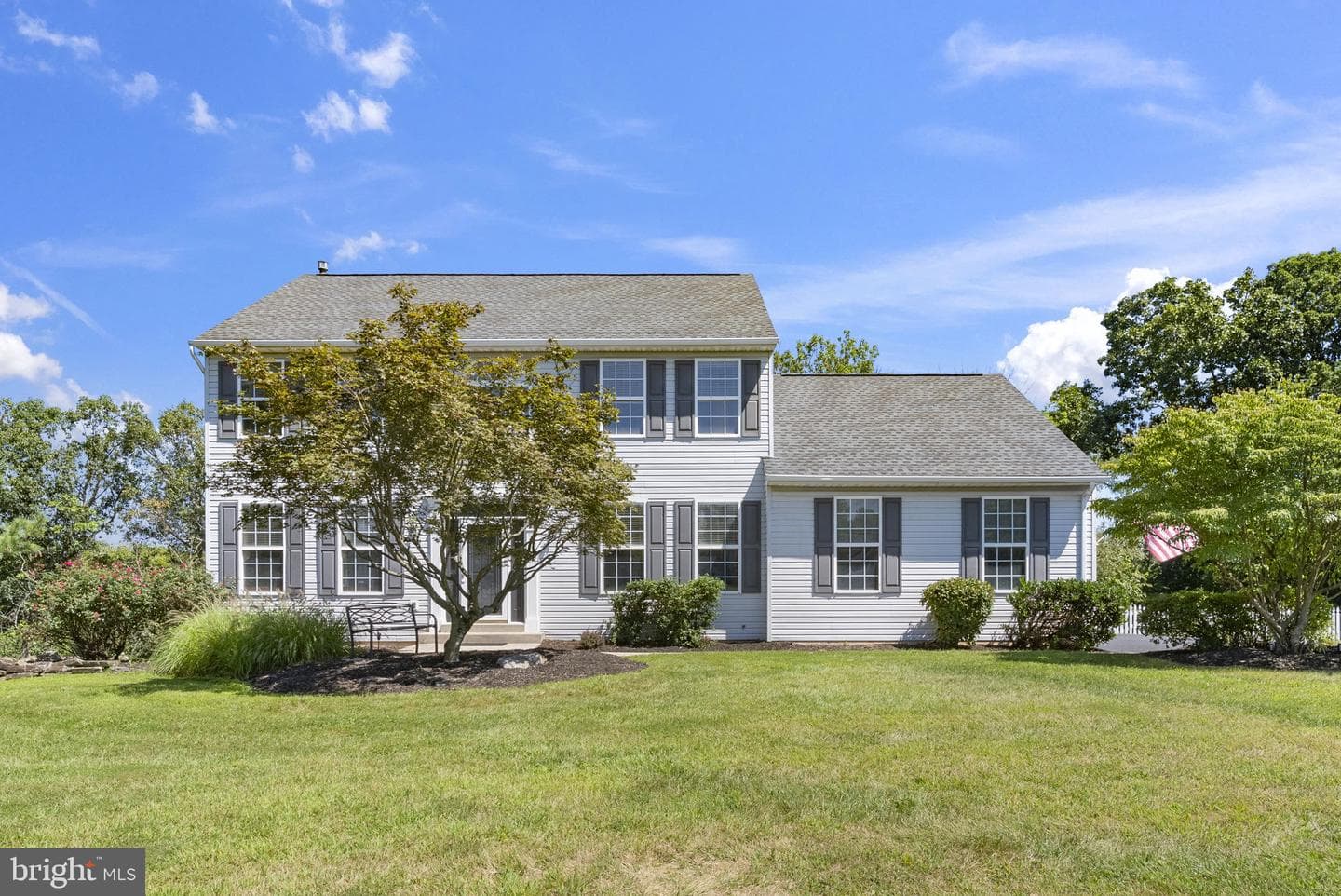 160 Joan Drive photo 3