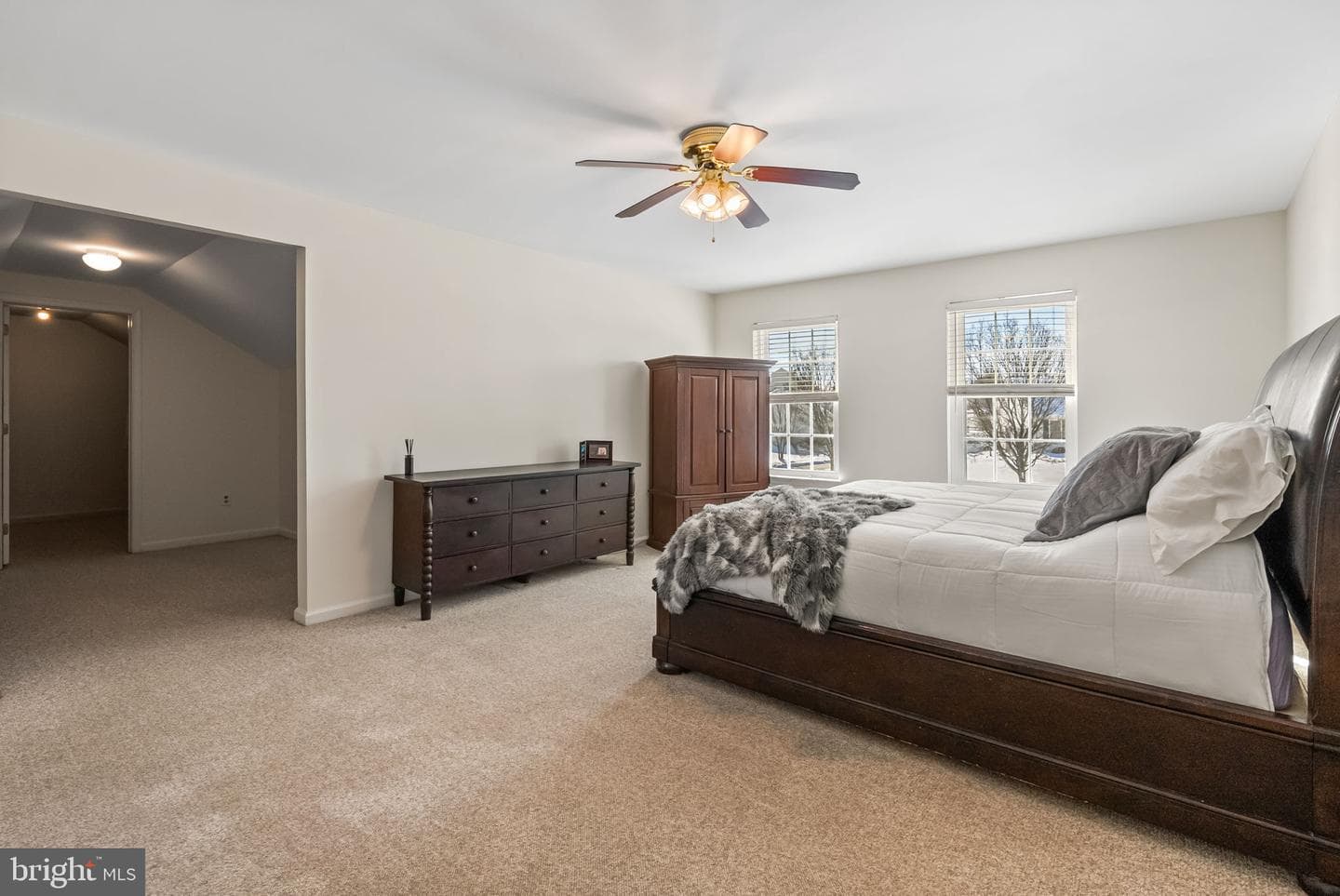 160 Joan Drive photo 35