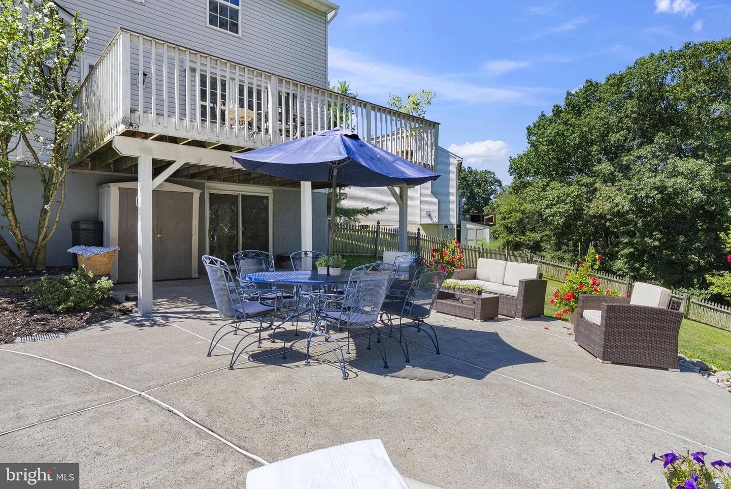 160 Joan Drive photo 45
