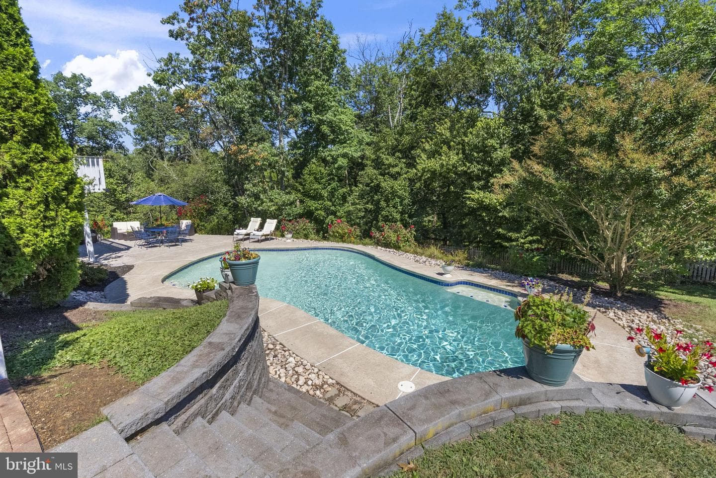 160 Joan Drive photo 47