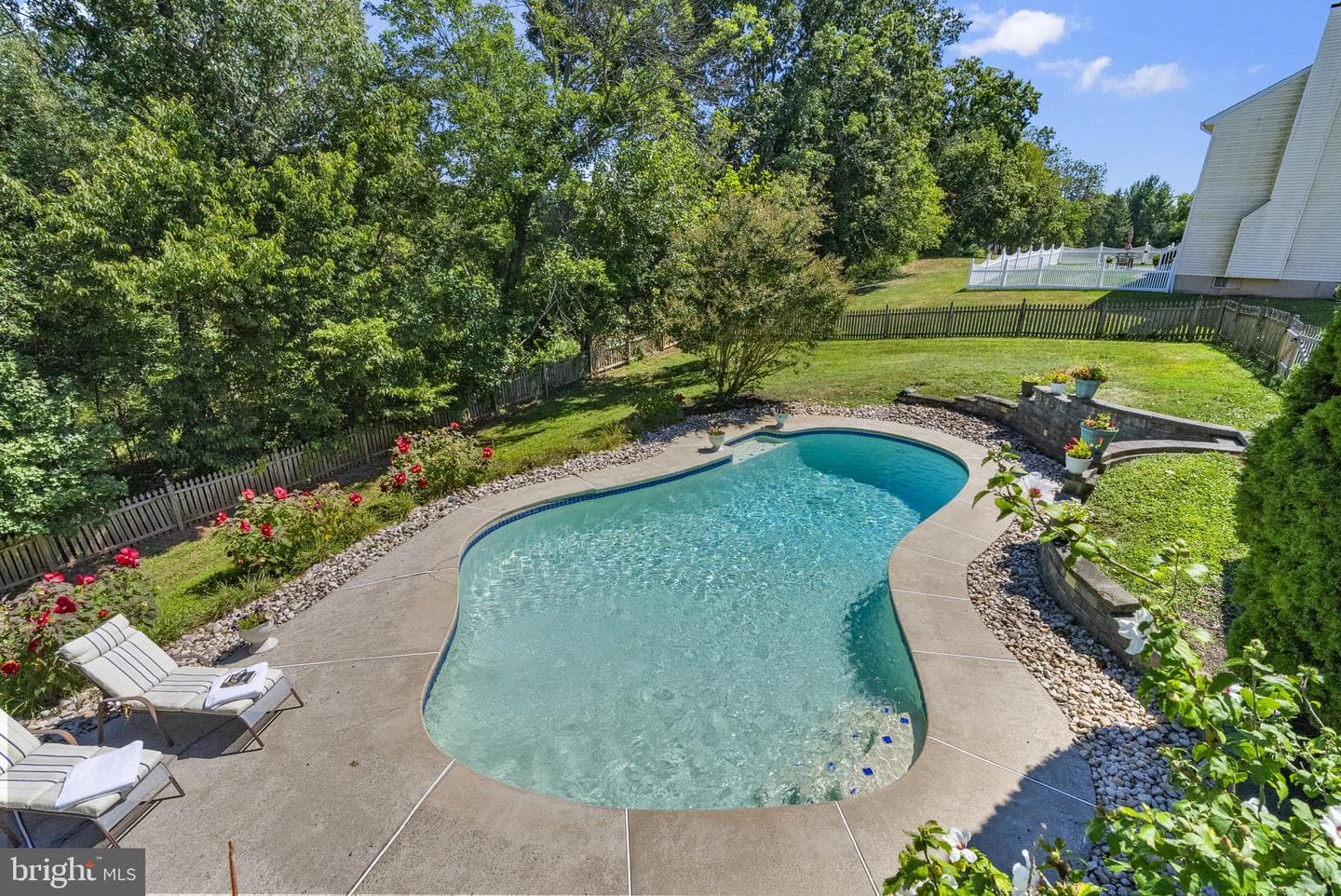 160 Joan Drive photo 50