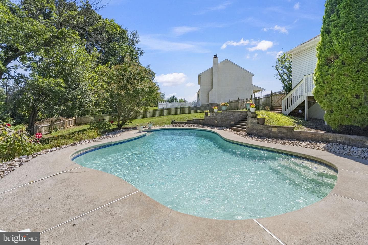 160 Joan Drive photo 51