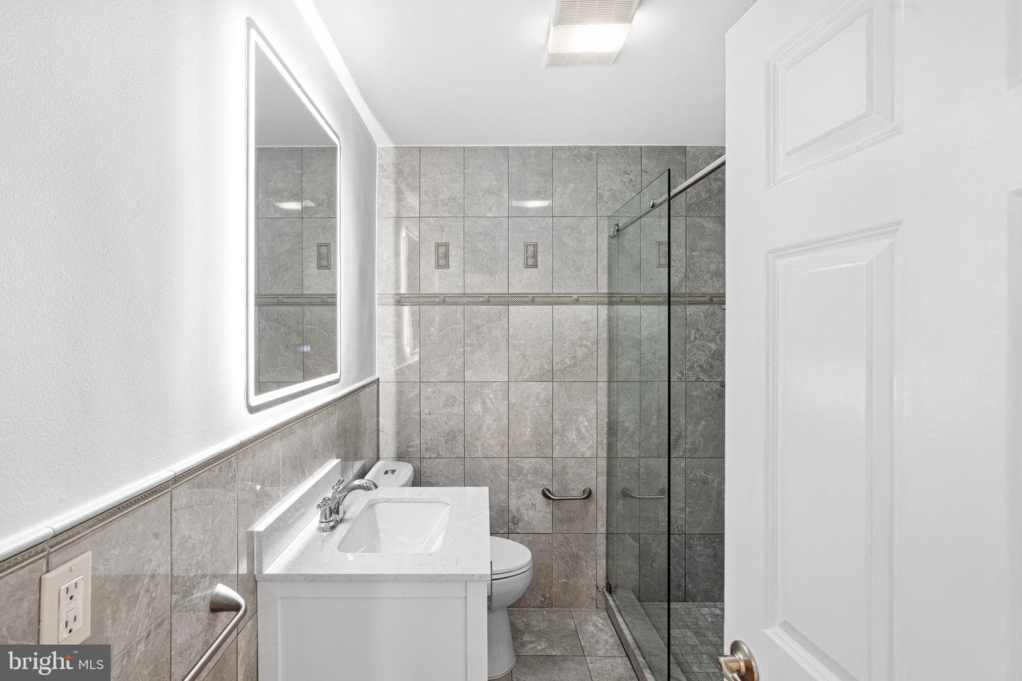 1402 Sterigere photo 21