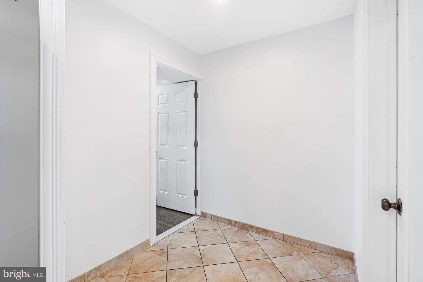 1402 Sterigere photo 27