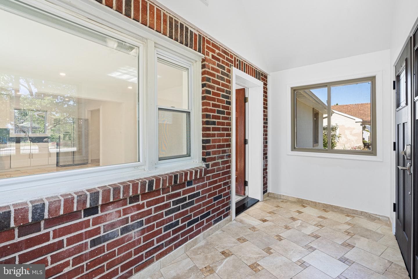 1402 Sterigere photo 6