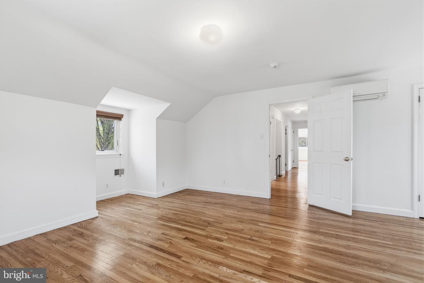 101 Llanberris Road photo 28