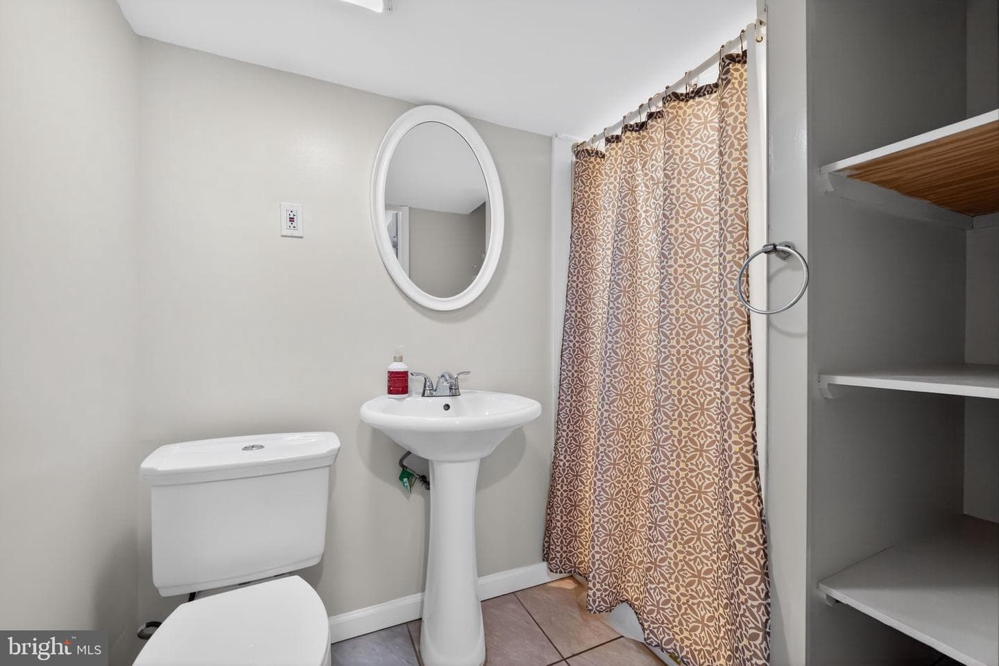 7422 Elizabeth Road photo 24