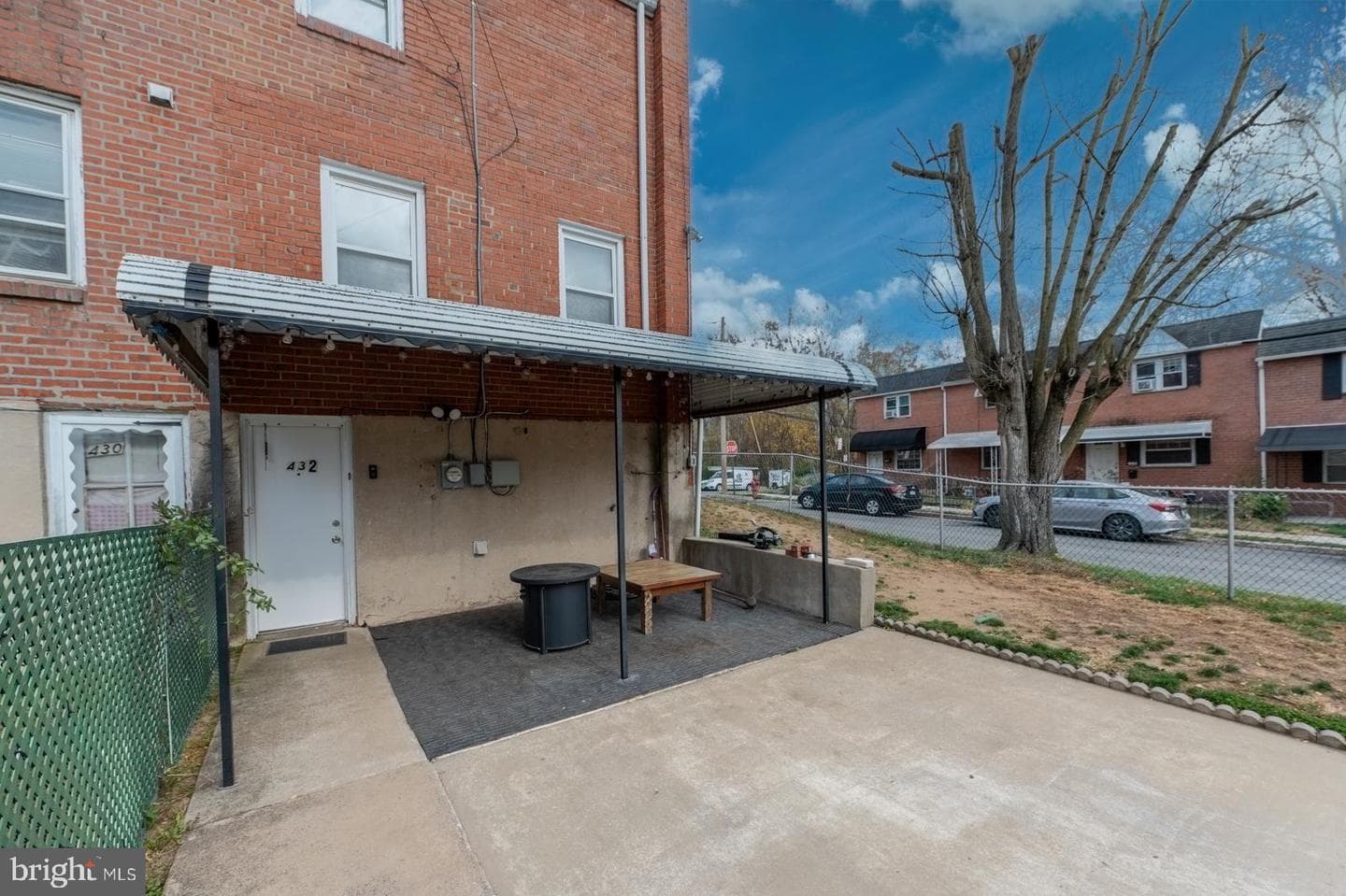 432 E Basin Street photo 29