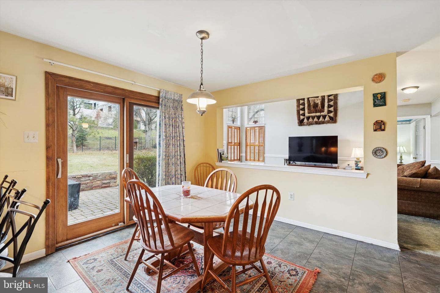 14 Villa Drive photo 18