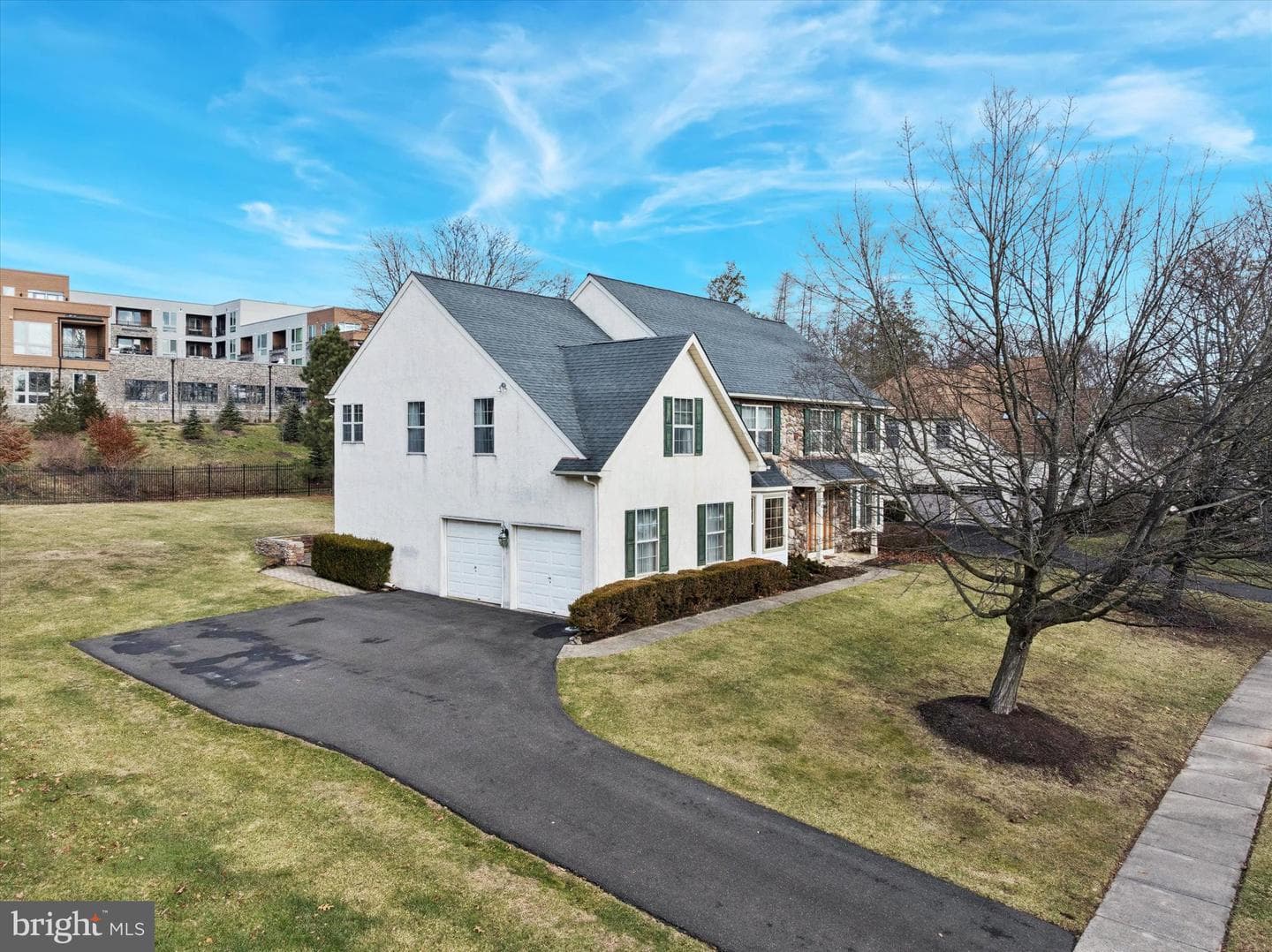 14 Villa Drive photo 48