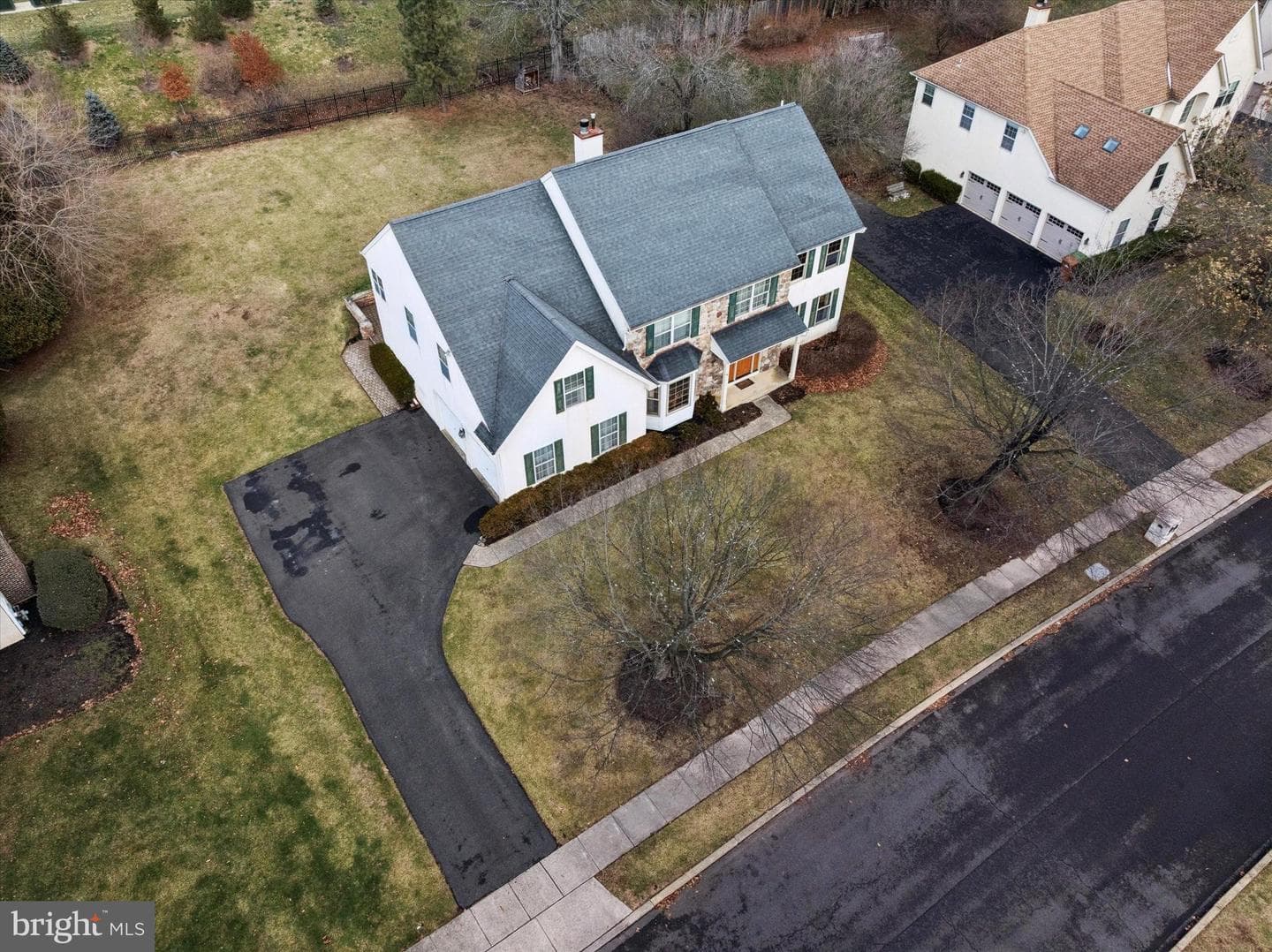 14 Villa Drive photo 49