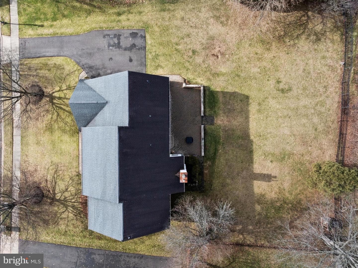14 Villa Drive photo 52