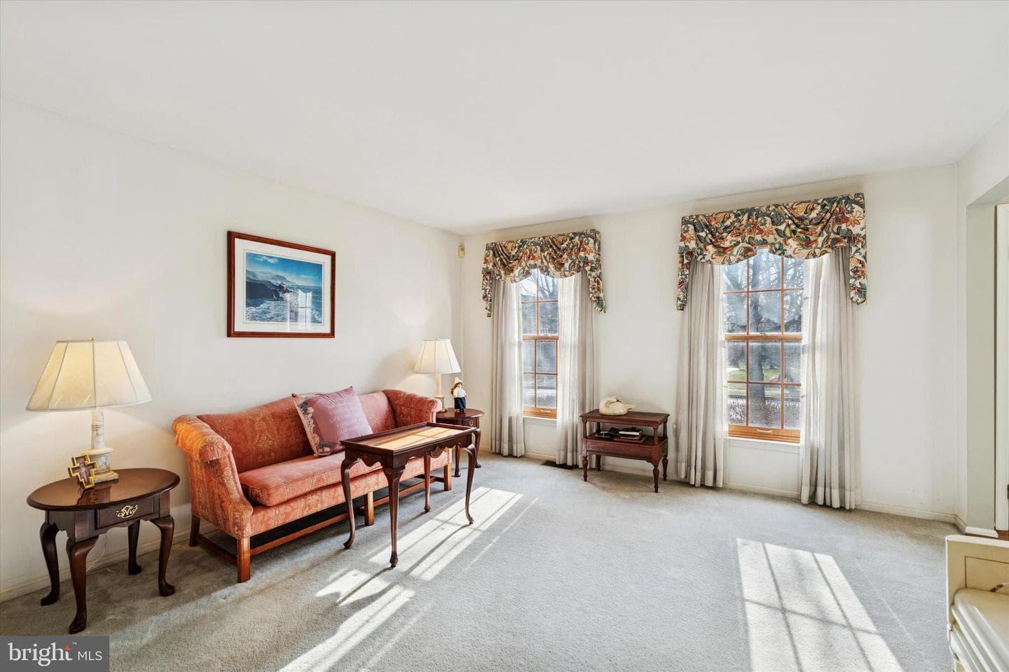 14 Villa Drive photo 7
