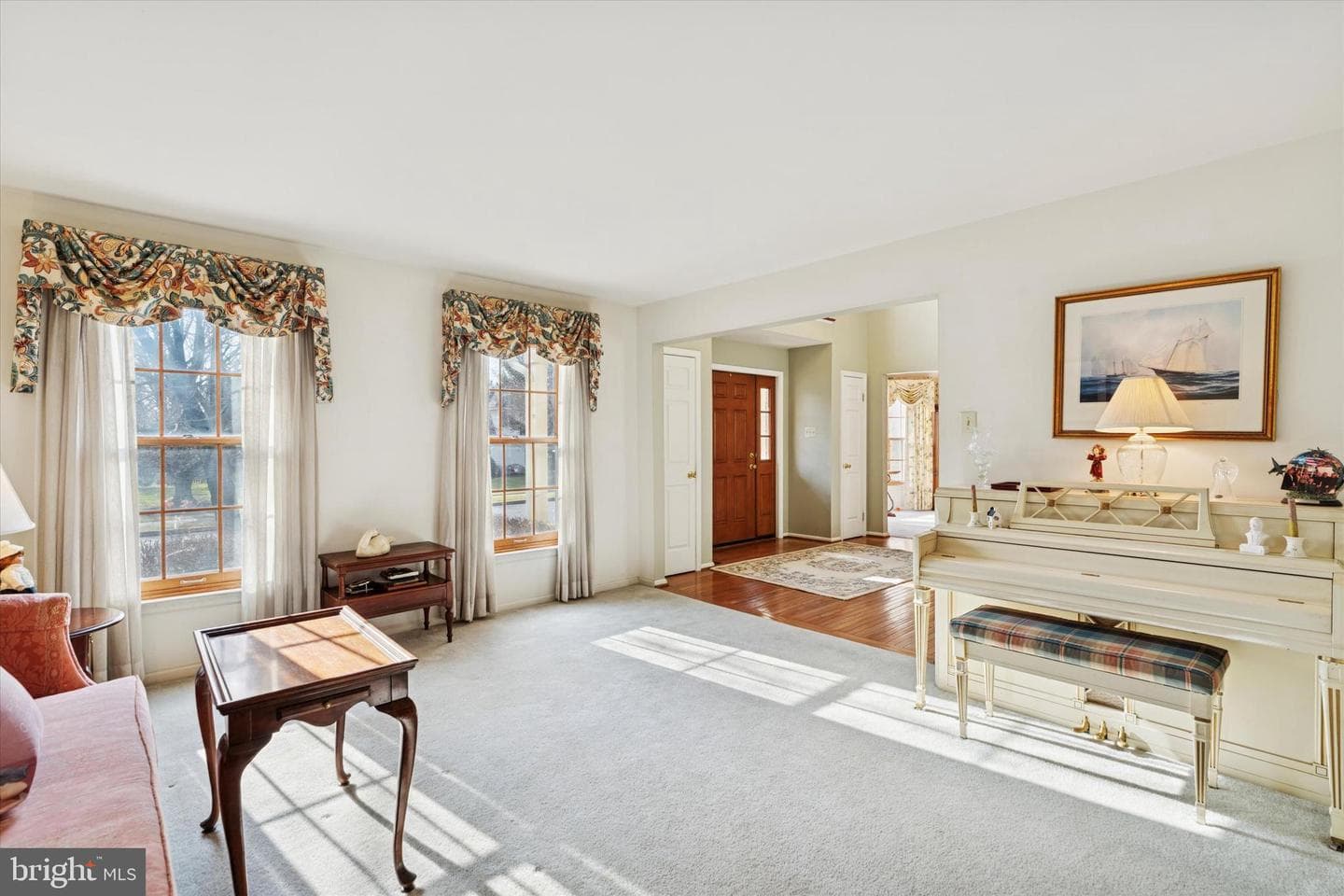 14 Villa Drive photo 8