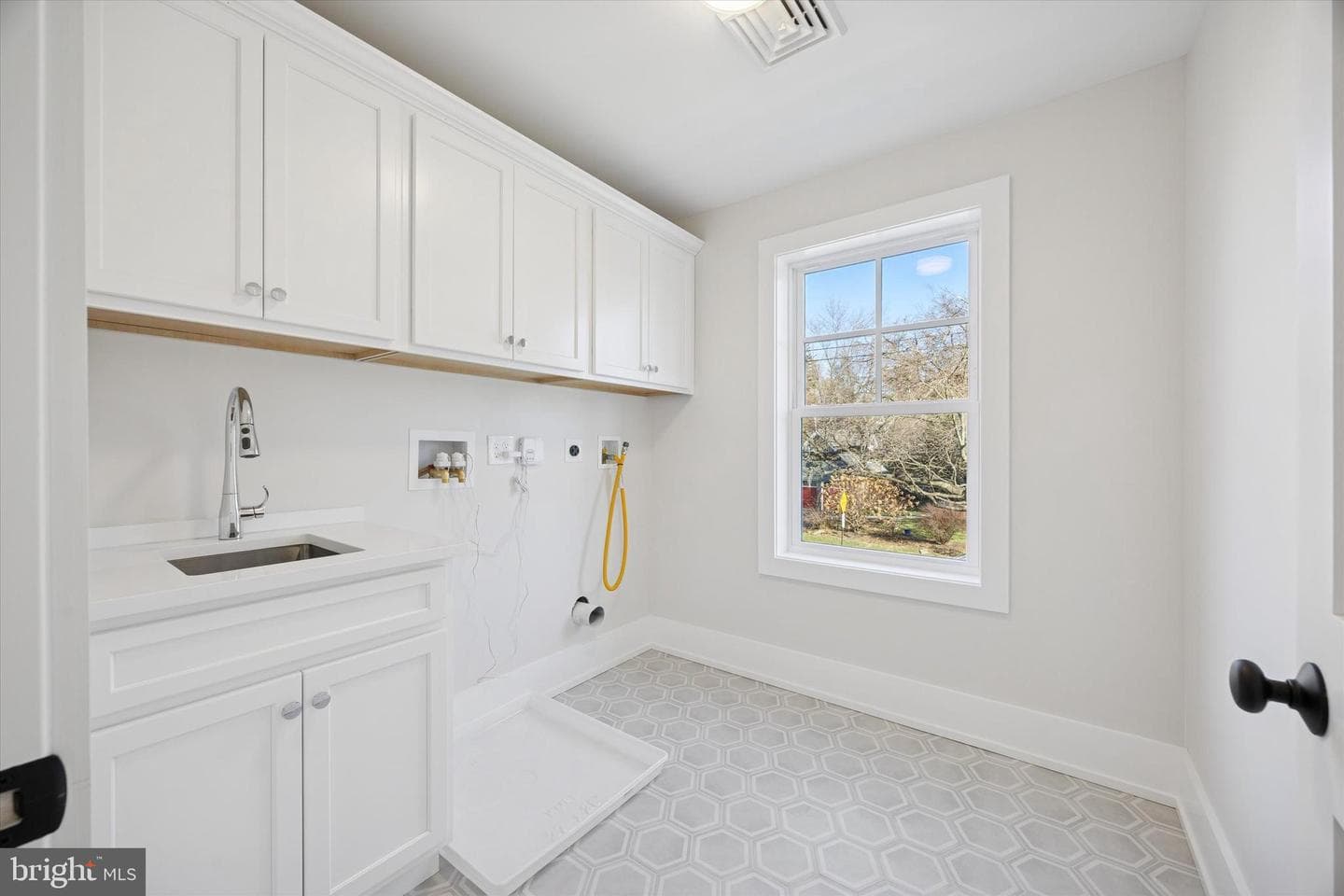 206 Dudley Ave photo 39