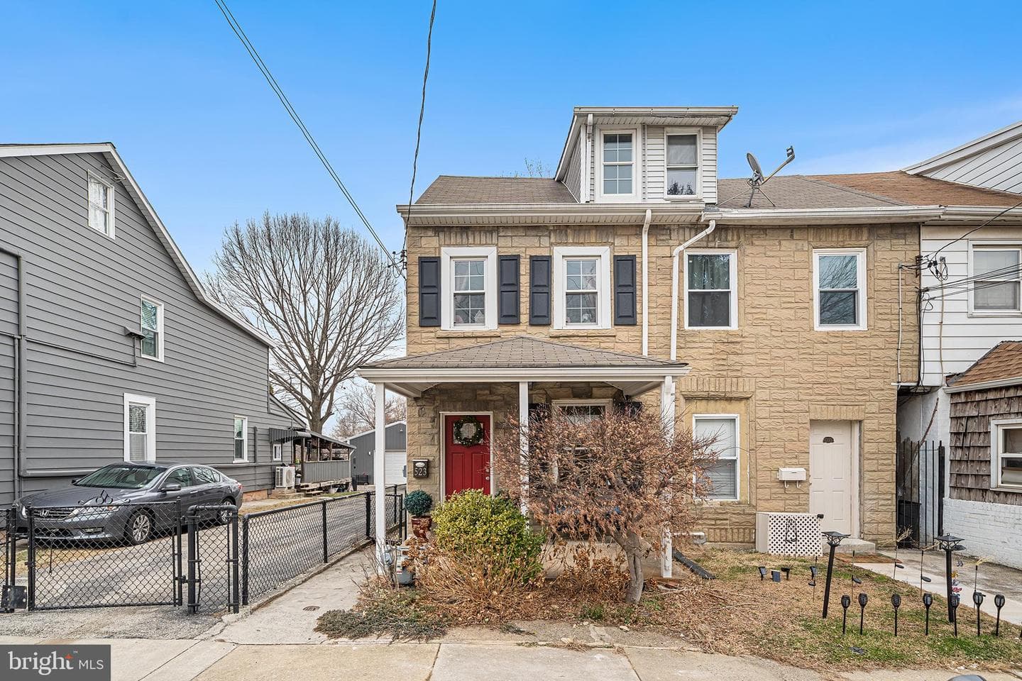 523 Old Elm Street photo 25