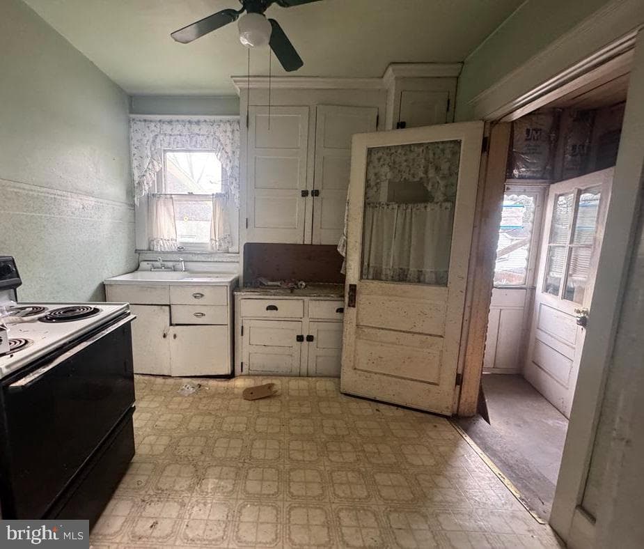 212 East Street photo 4