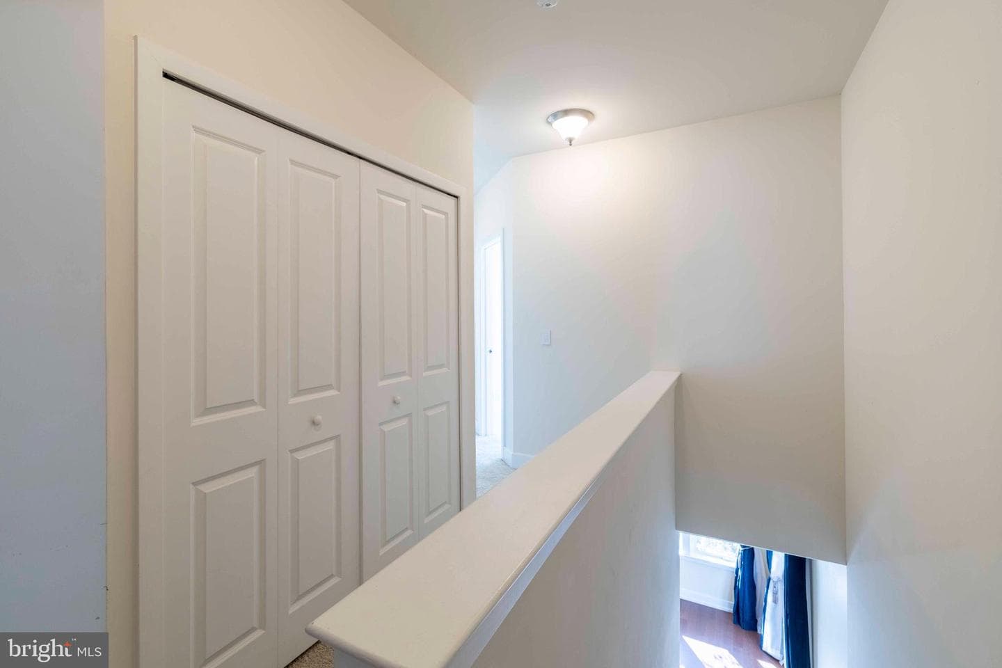 401 Lakeview Court photo 22