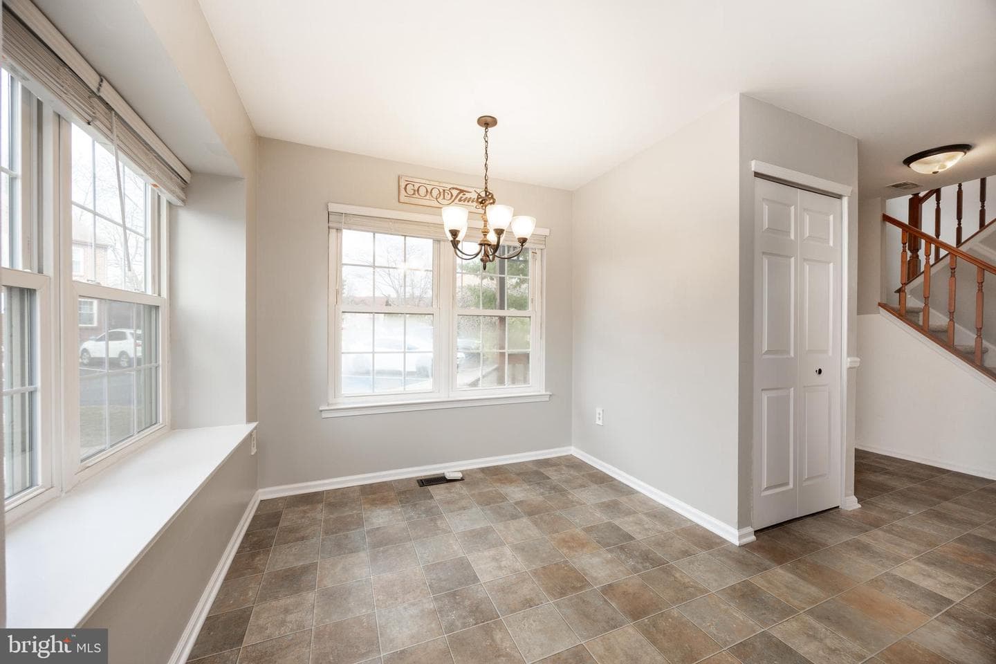 101 Honeylocust Court photo 11