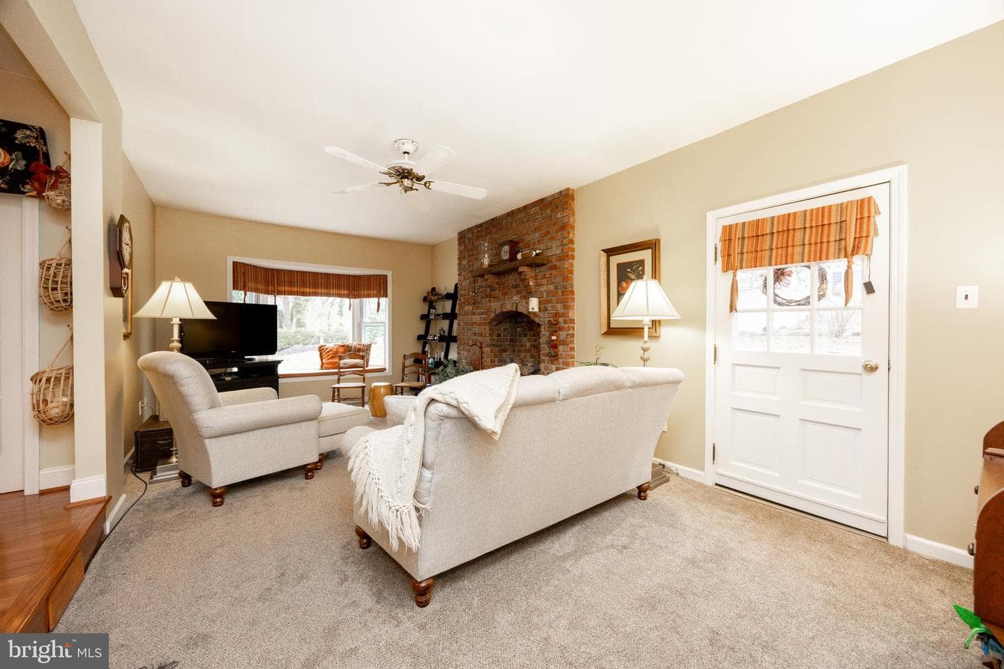 124 Russell Circle photo 13