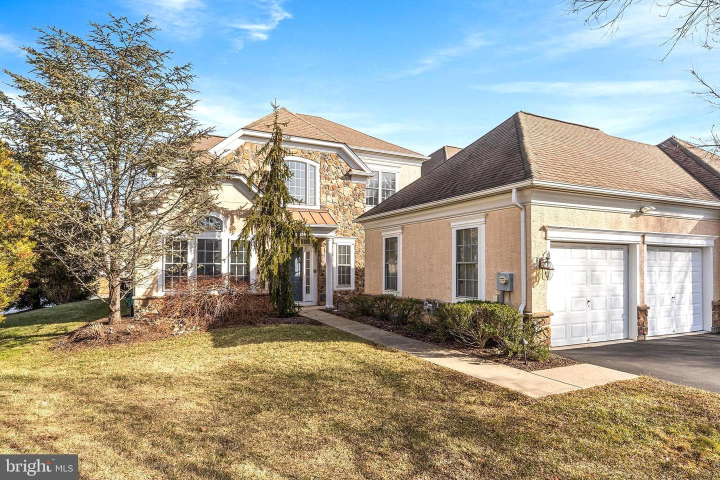 251 Goldenrod Drive photo 3
