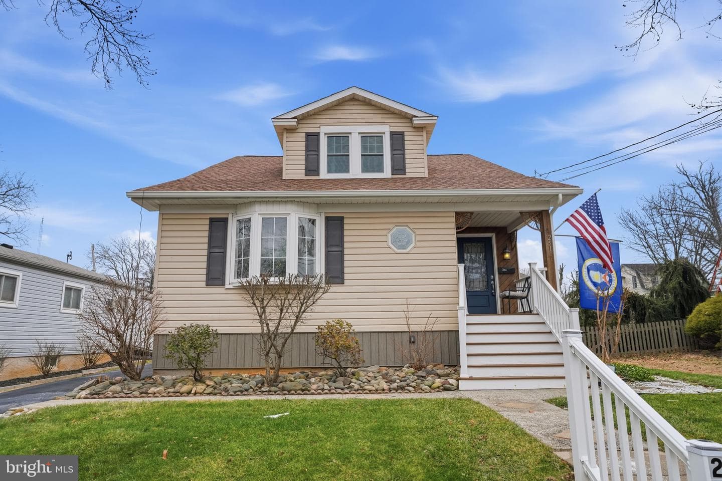 251 Ellis Road photo 2