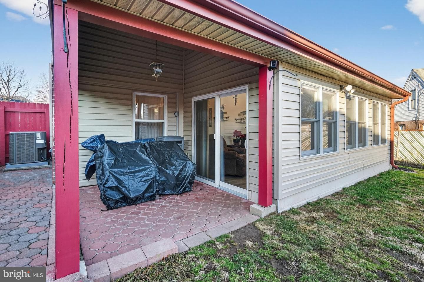 220 Liberty photo 37