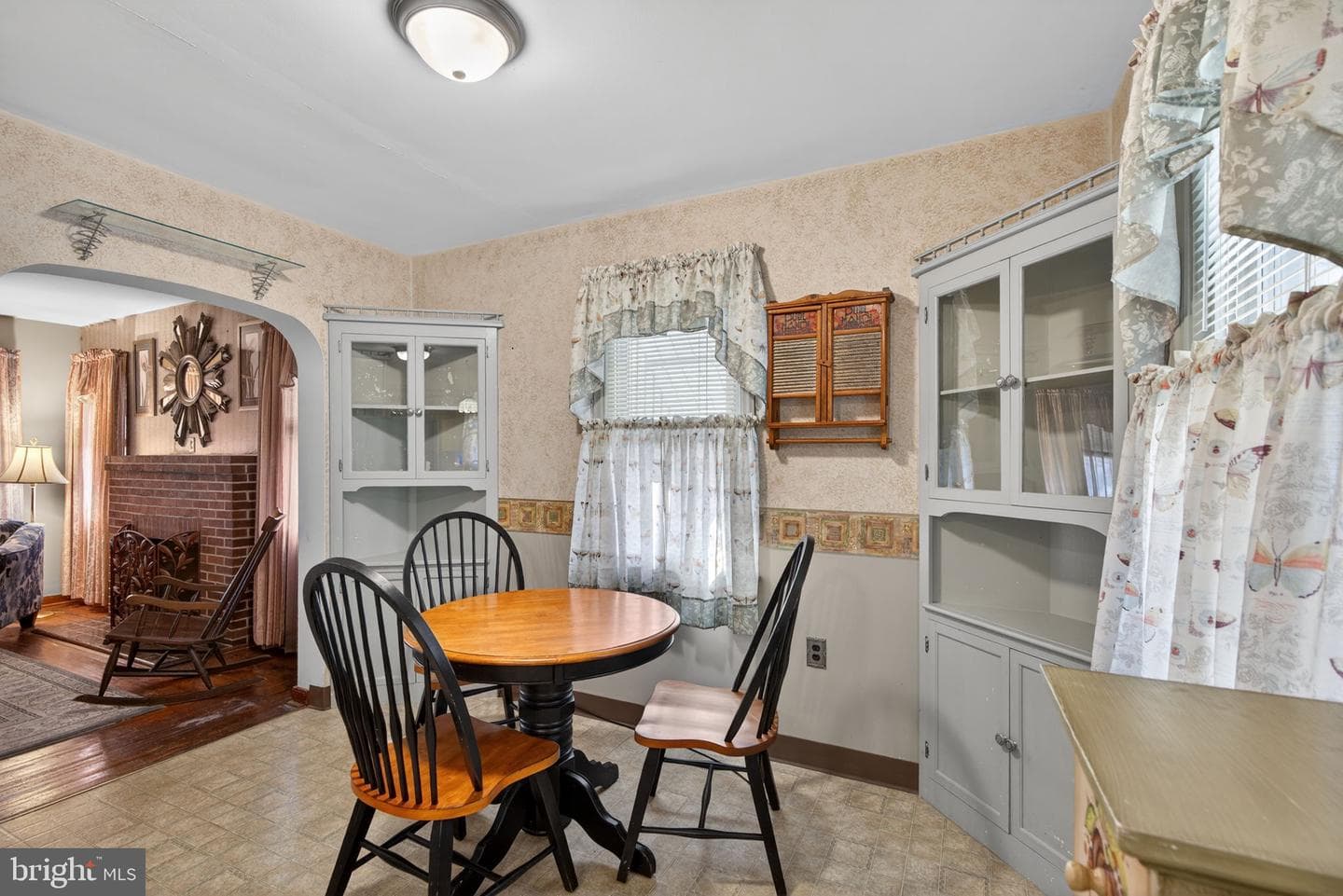 821 N Hanover Street photo 14