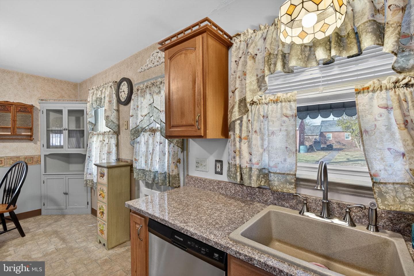 821 N Hanover Street photo 18