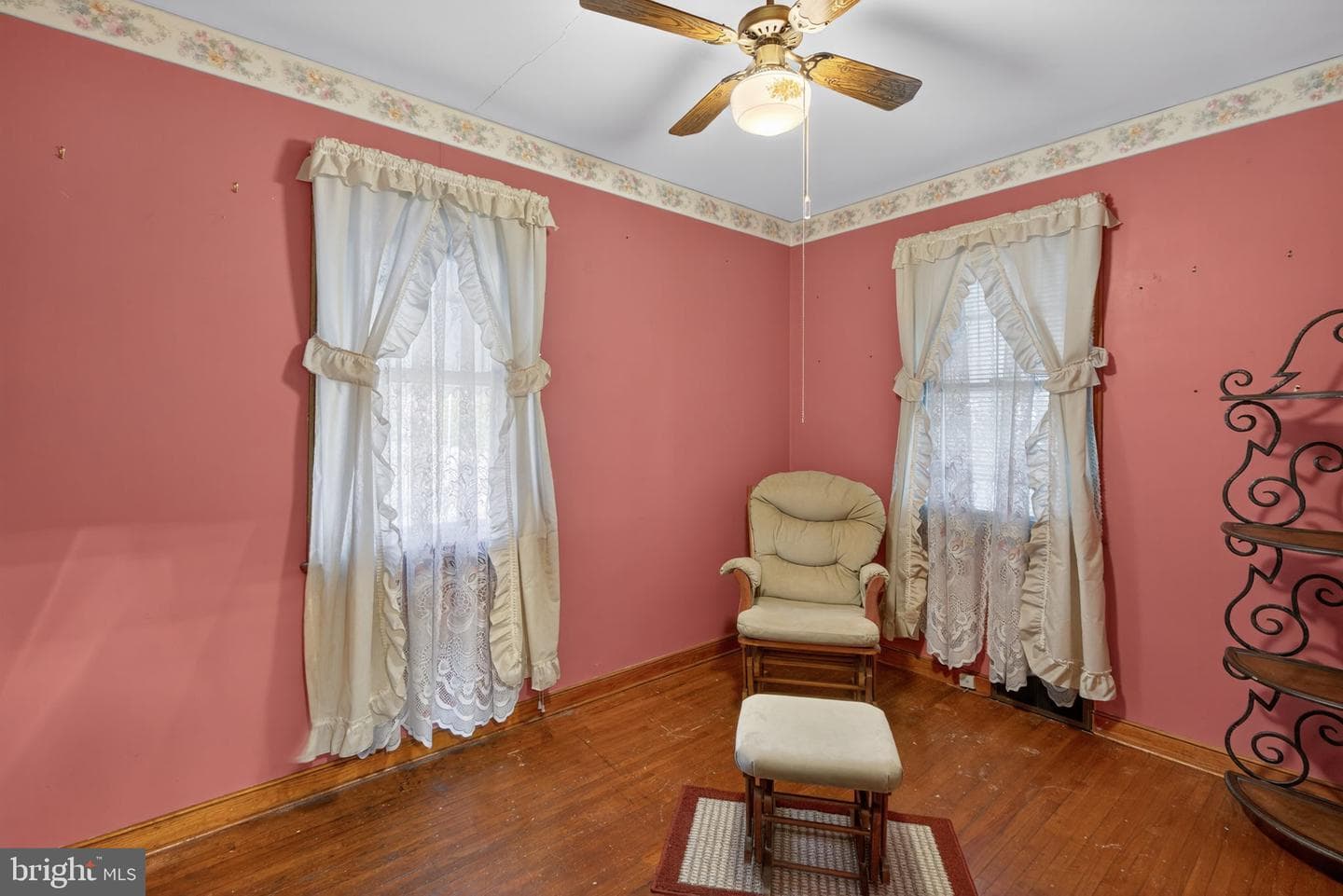 821 N Hanover Street photo 20