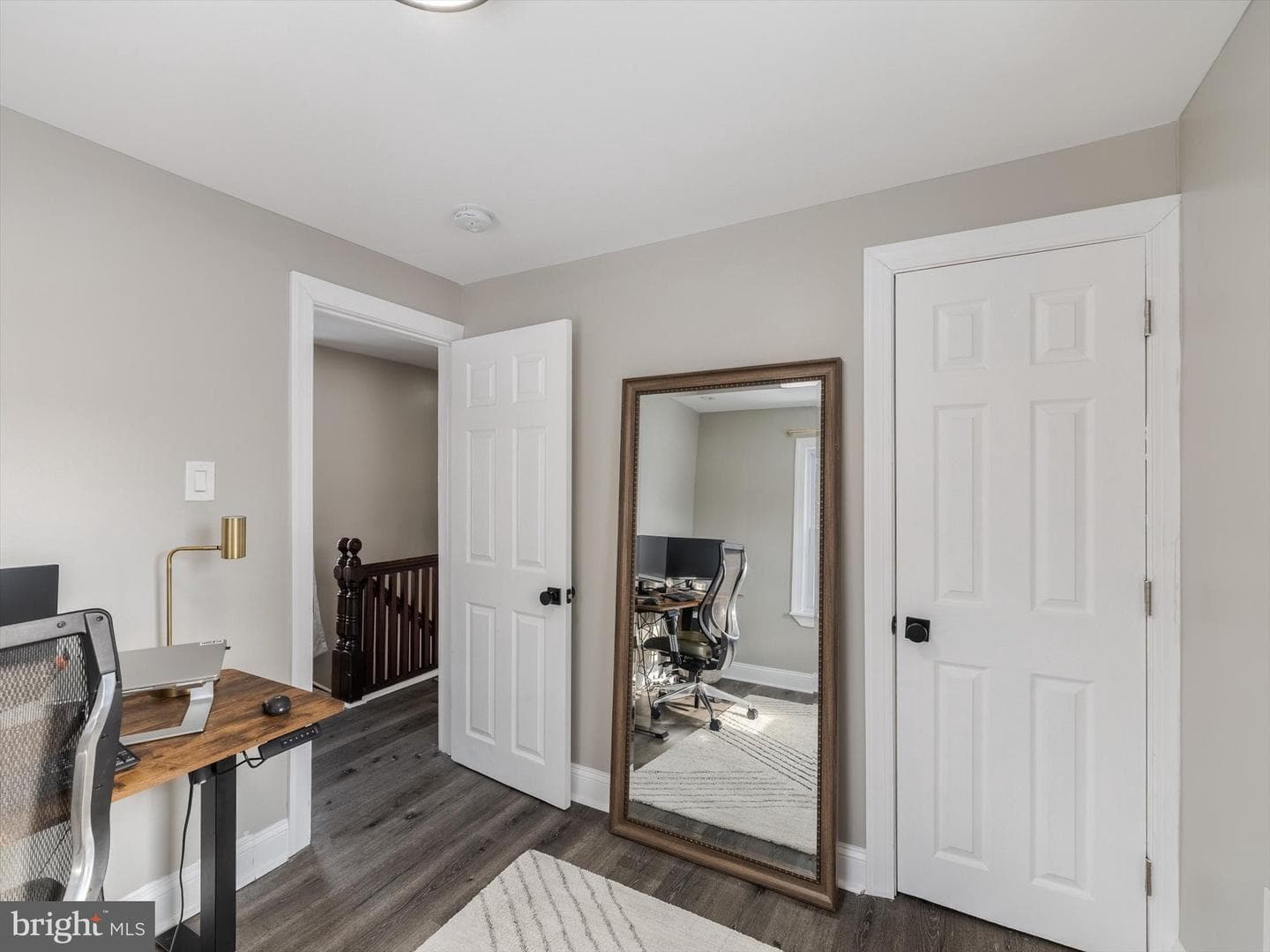 2248 W Walnut Street photo 25
