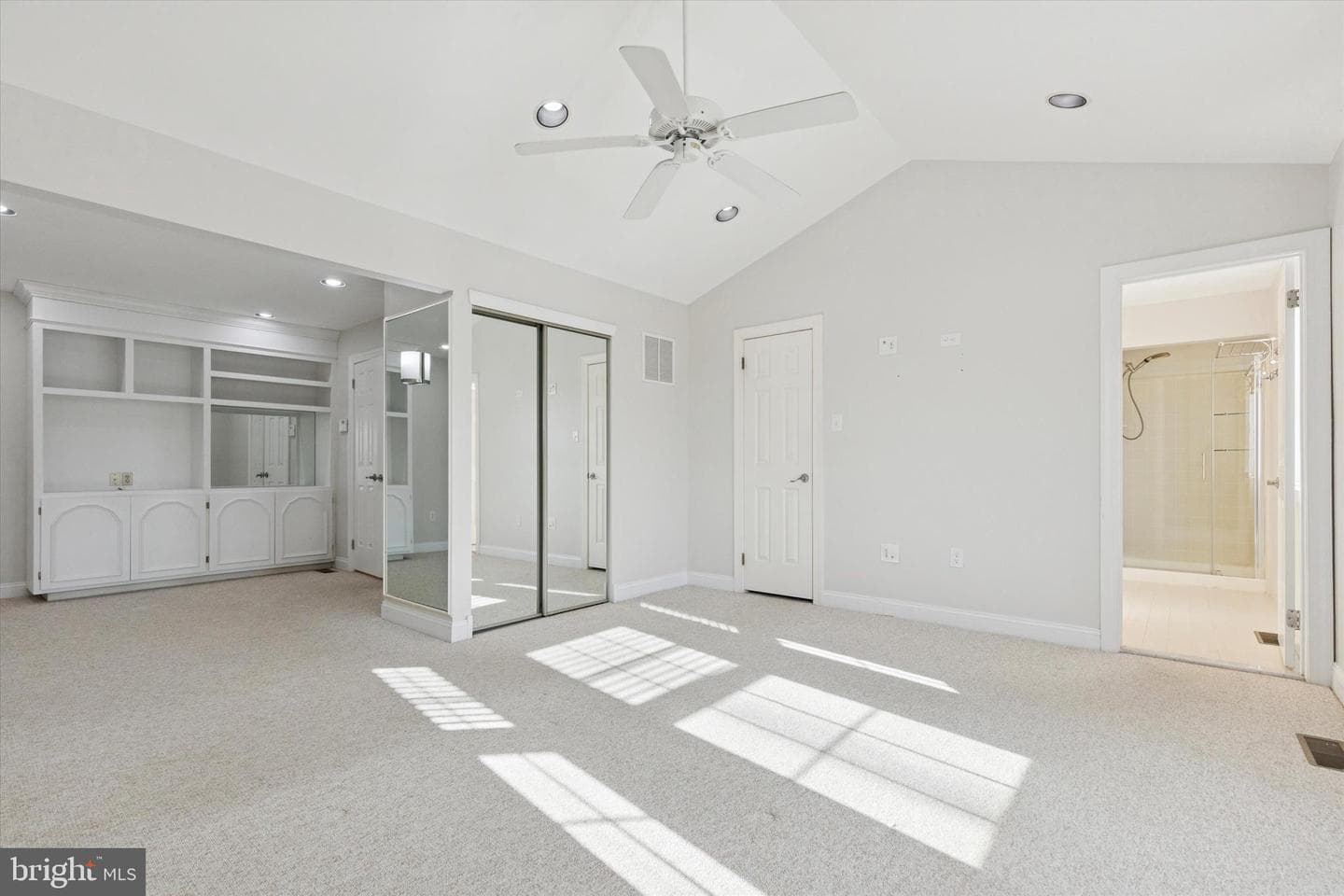 102 Steeplechase Drive photo 12