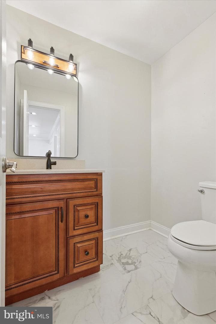 102 Steeplechase Drive photo 4