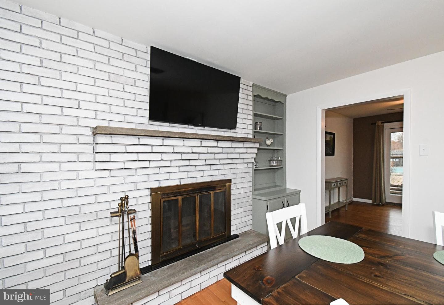 40 Diehl Drive photo 11