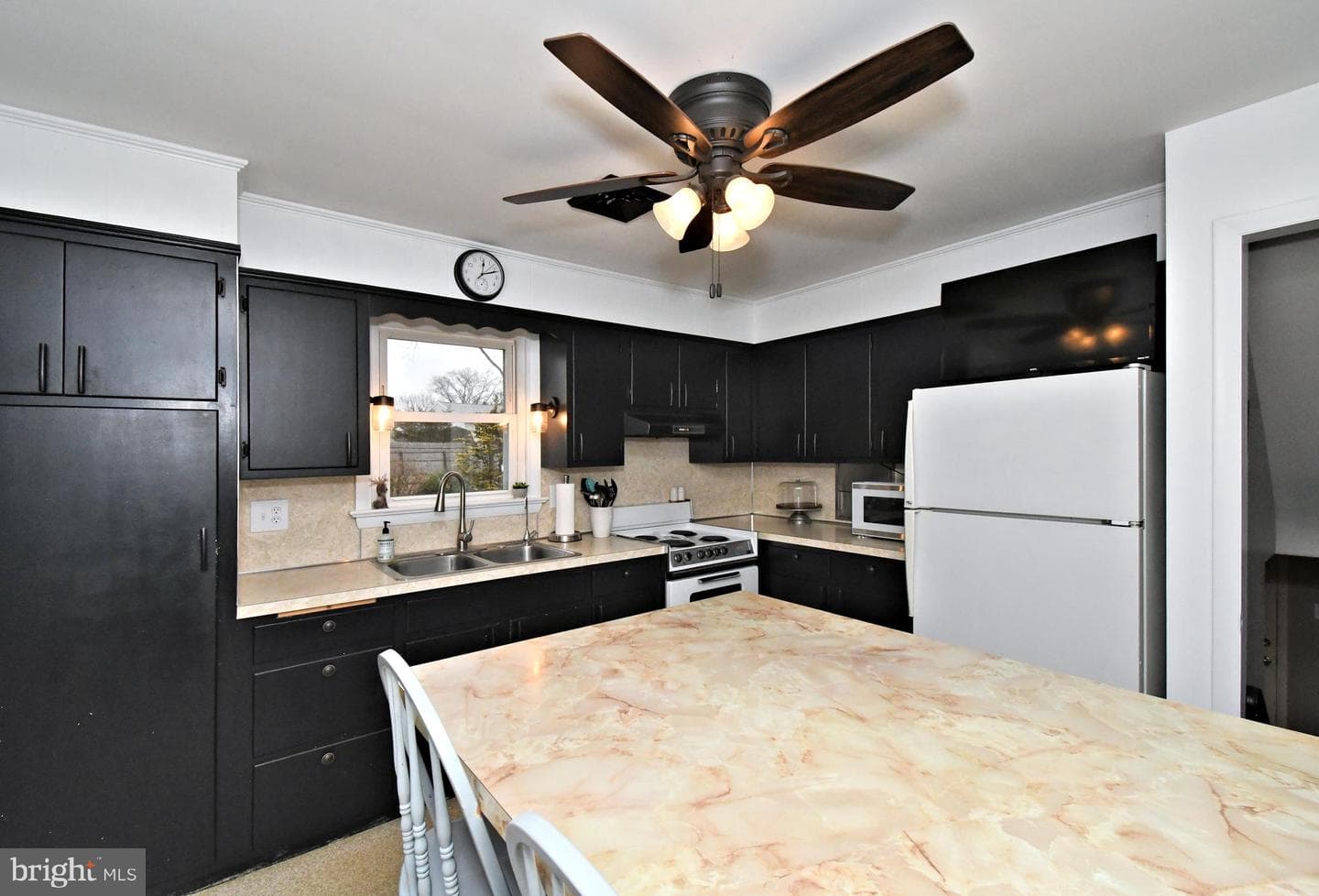 40 Diehl Drive photo 20