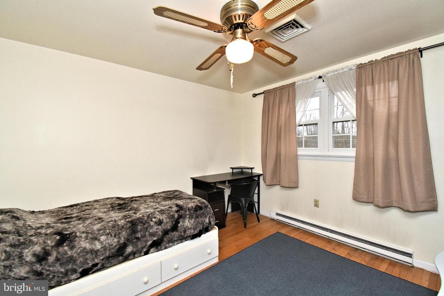 40 Diehl Drive photo 31