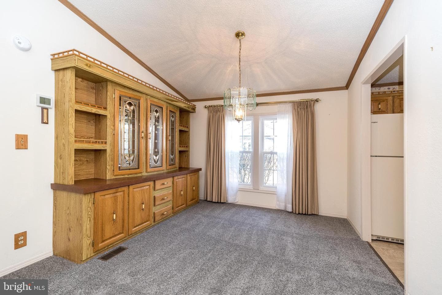 13 Asheton Lane photo 10