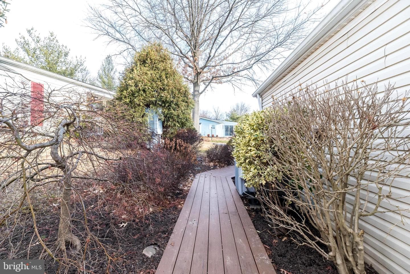 13 Asheton Lane photo 31