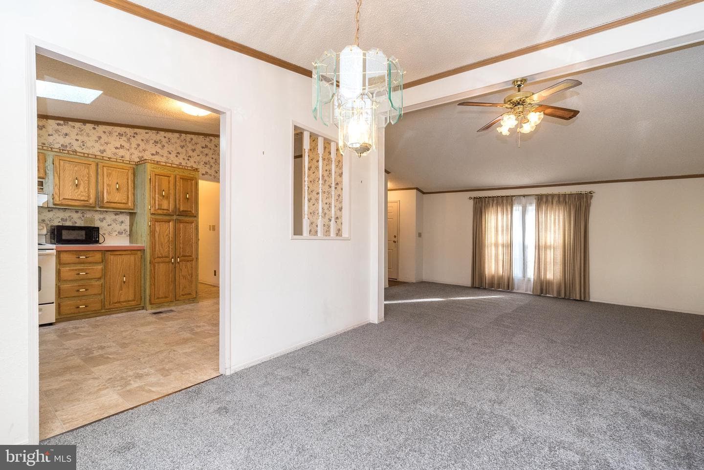 13 Asheton Lane photo 8