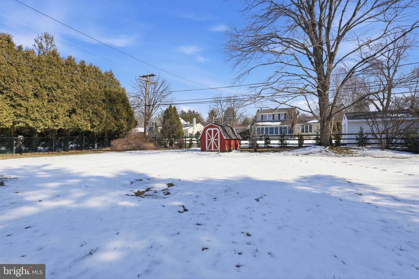 1460 Cathys Lane photo 32
