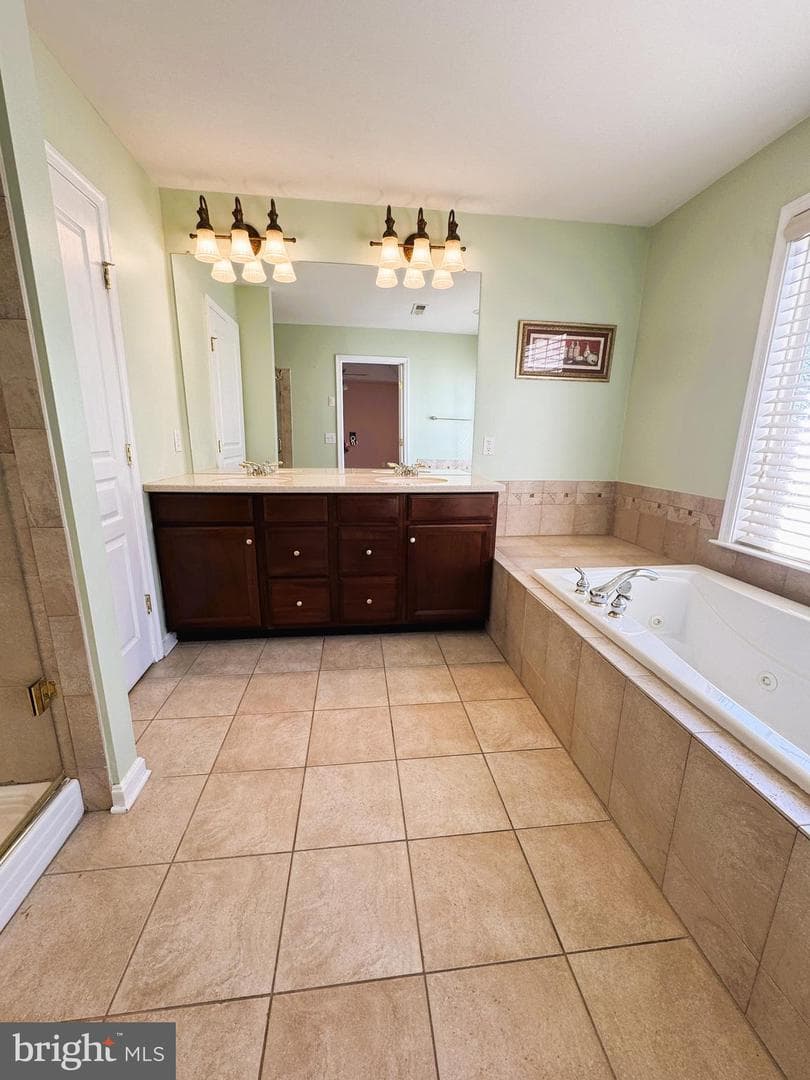 69 S Calder Way photo 40