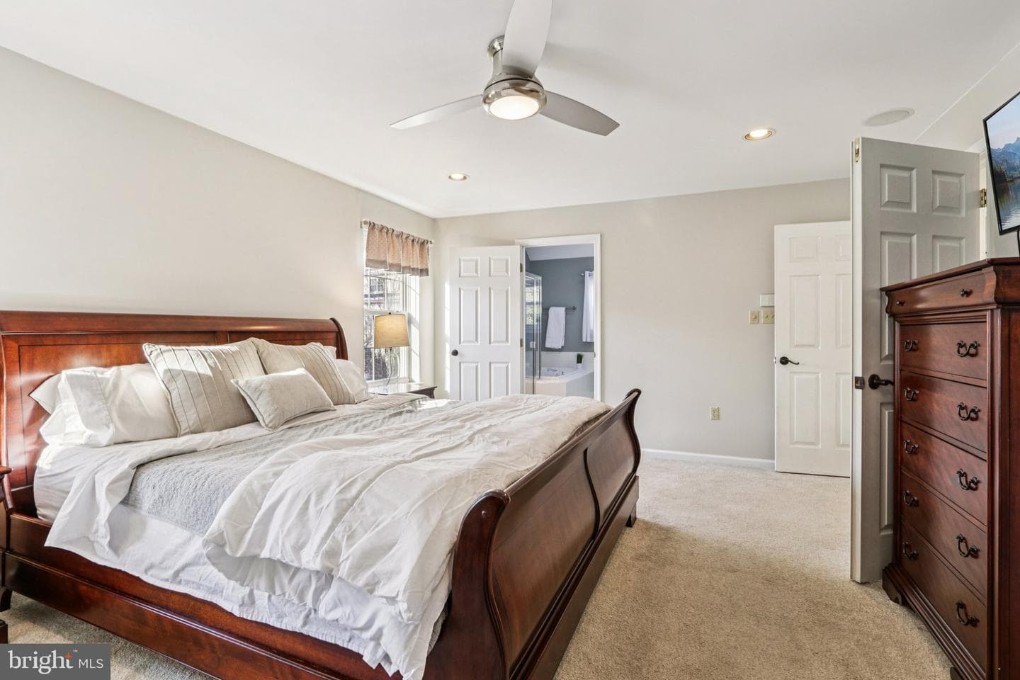 702 Daniel Drive photo 33
