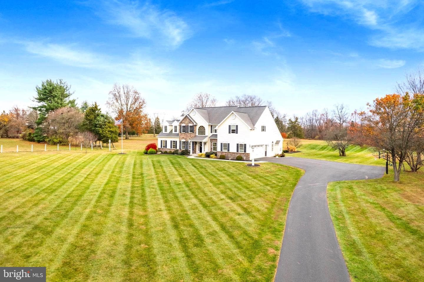 3320 Fisher Road photo 2
