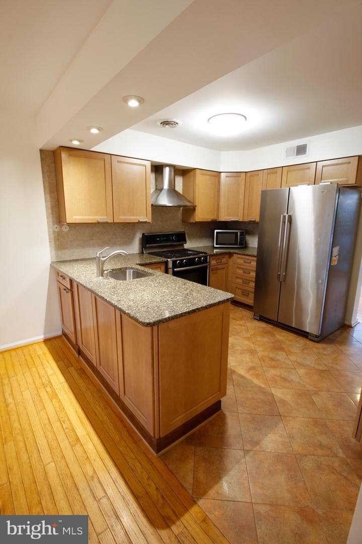 2402 Honey Run Road photo 9