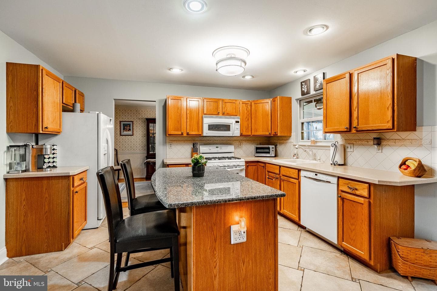 332 Nicholas Lane photo 10