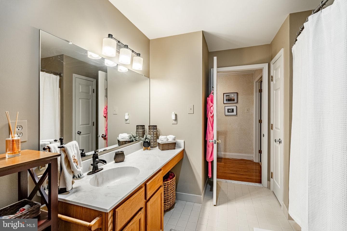 332 Nicholas Lane photo 45