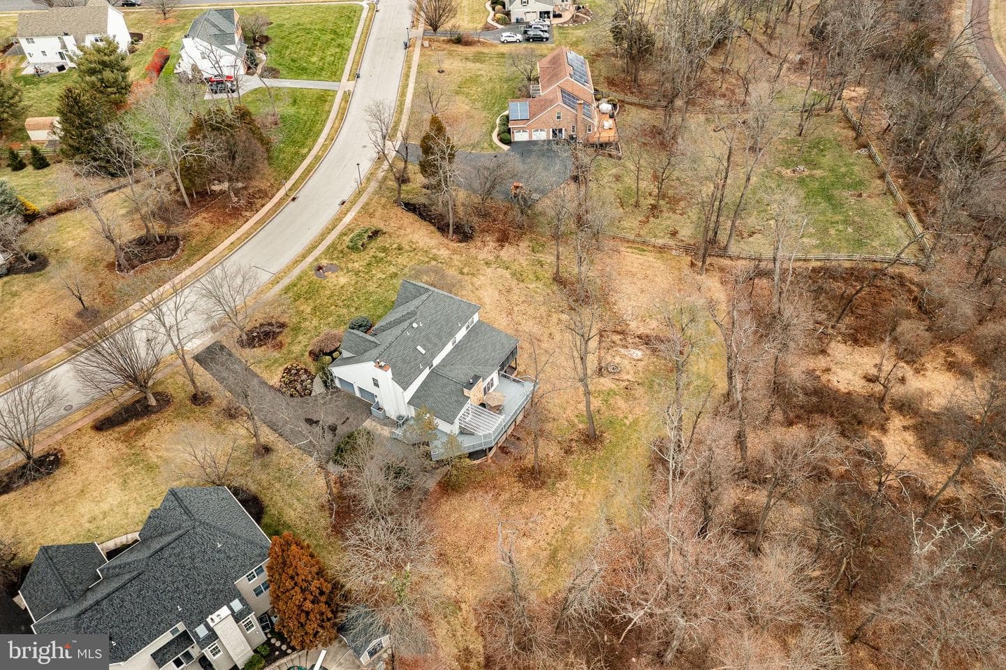 332 Nicholas Lane photo 64
