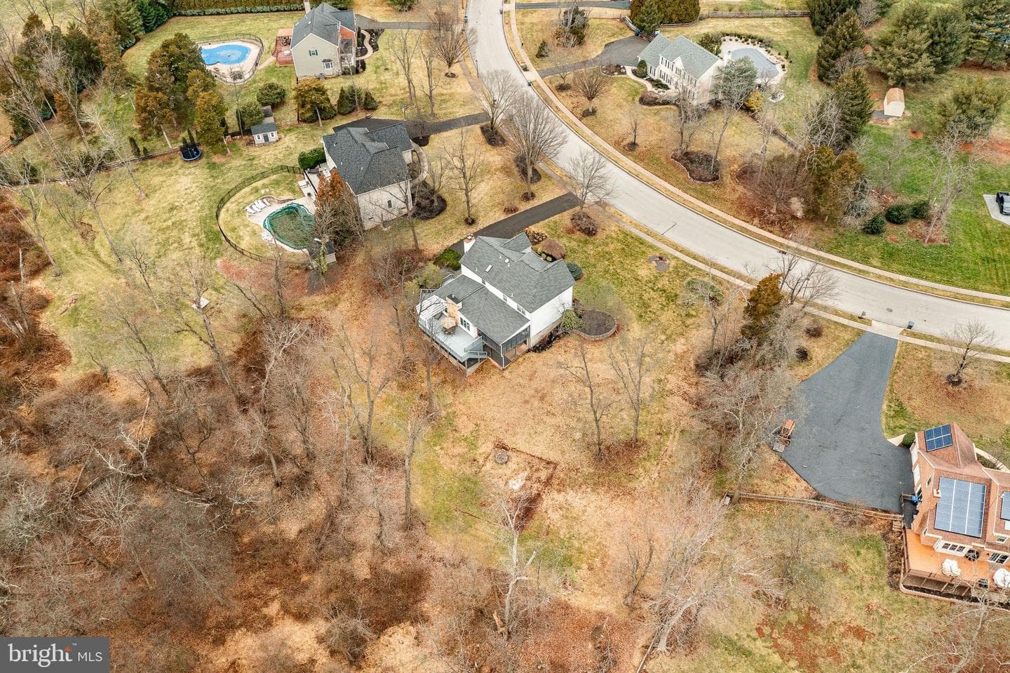 332 Nicholas Lane photo 65