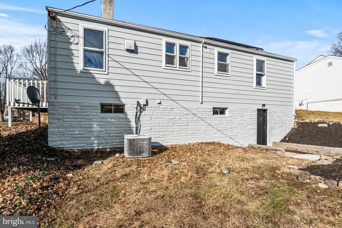 1196 N State Street photo 26