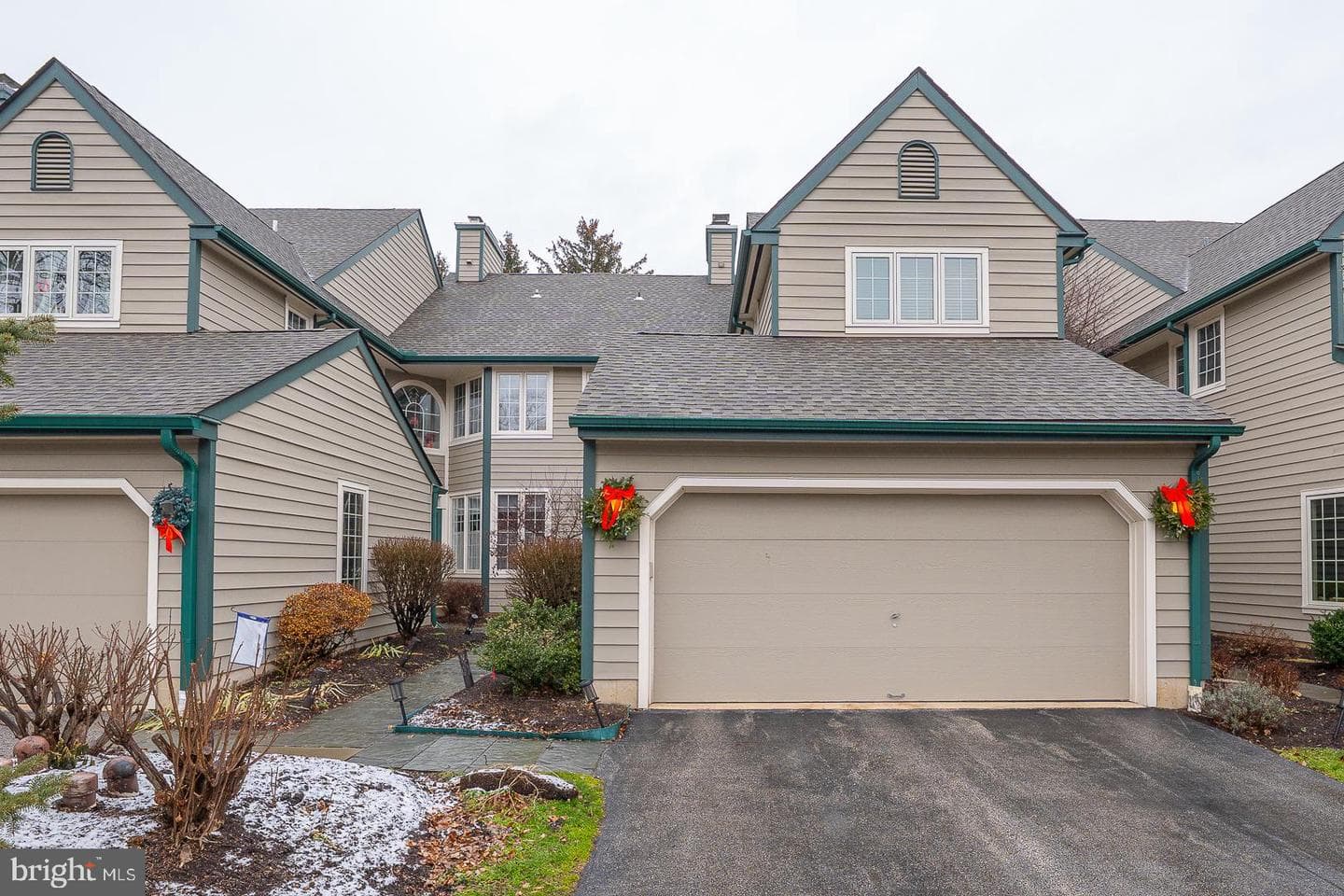 408 Glen Arbor Court photo 2